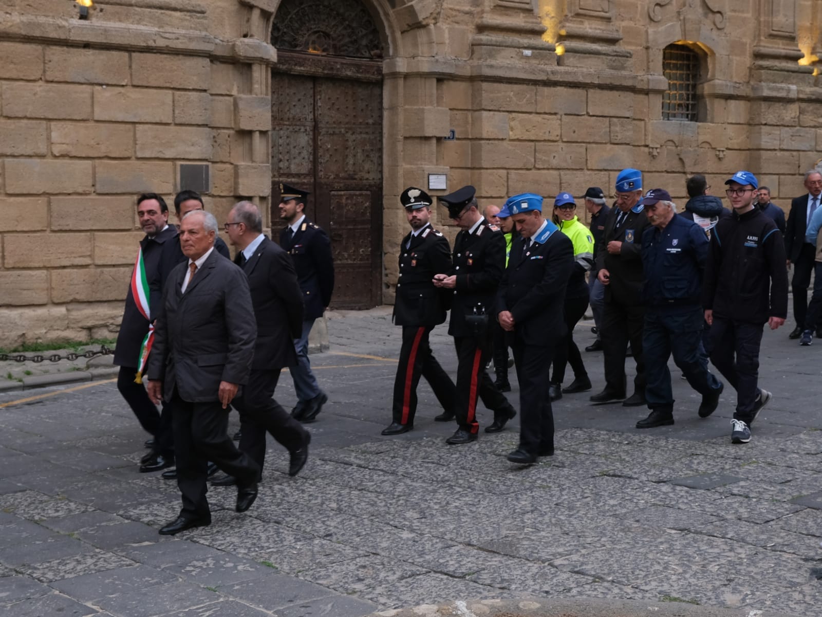 S-F.-DI-PAOLA-7 “La Toccante Processione Storica di San Francesco di Paola: Fede e Tradizione a Caltagirone”